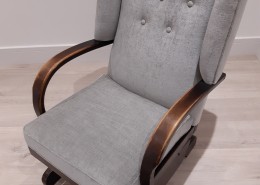 Winged rocking chair in Warwixk- Biaritz (Seaspray)